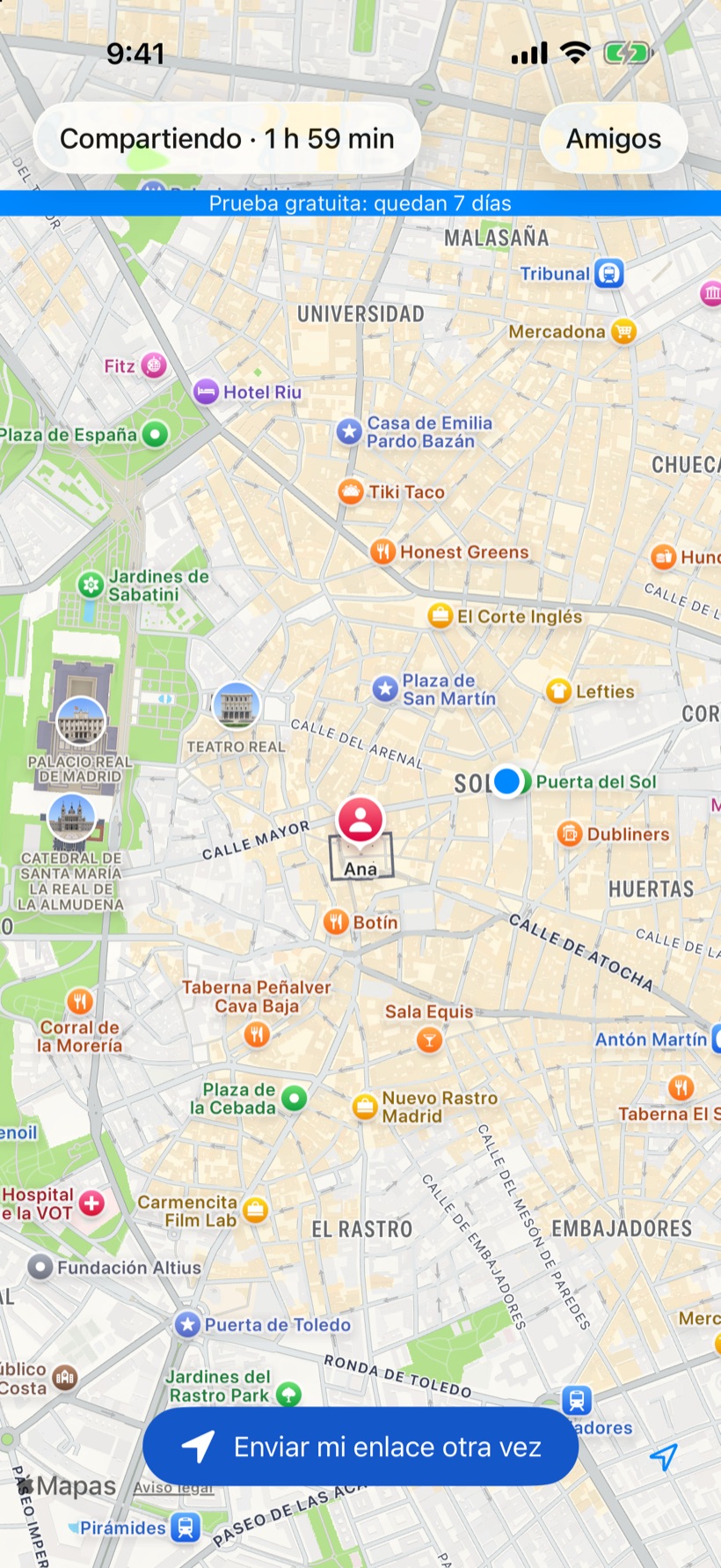 nowucme mostrando la ubicación en vivo de un amigo en el mapa